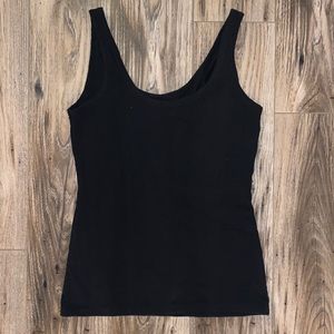 Old Navy scoop tank